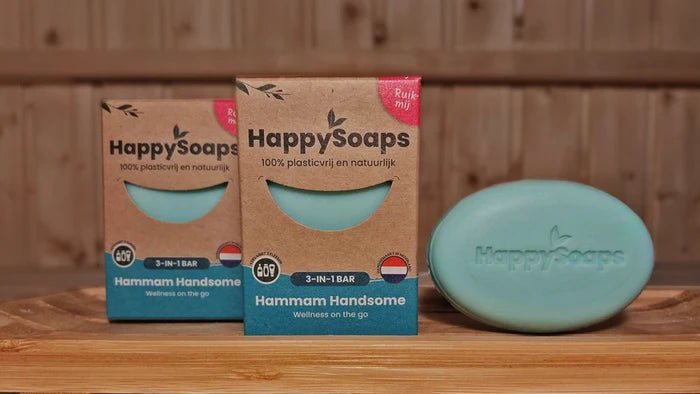3-in-1 Hammam Handsome Bar från HappySoaps, redo att användas på spadagen